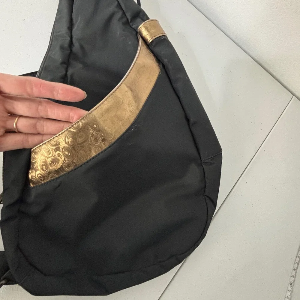 Vtg AmeriBag Healthy Back Bag Black Nylon Sling Backpack Metallic Gold Trim